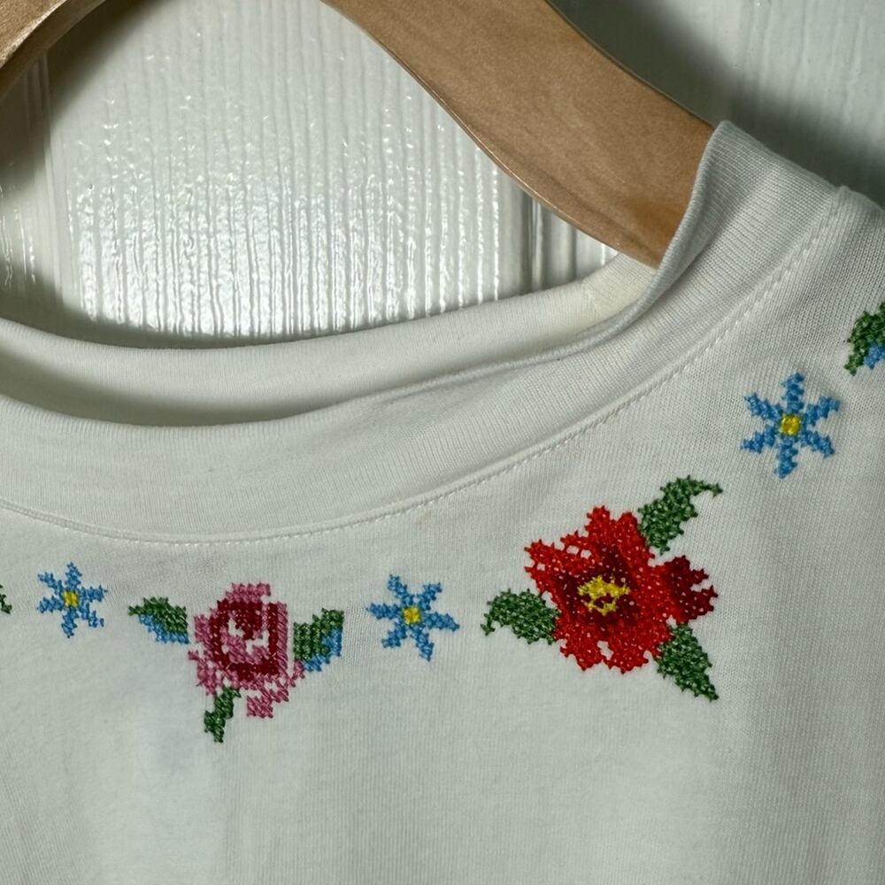 Farm Rio Off-White Cross Stitch Flowers Organic Cotton T-Shirt L - Picture 4 of 9